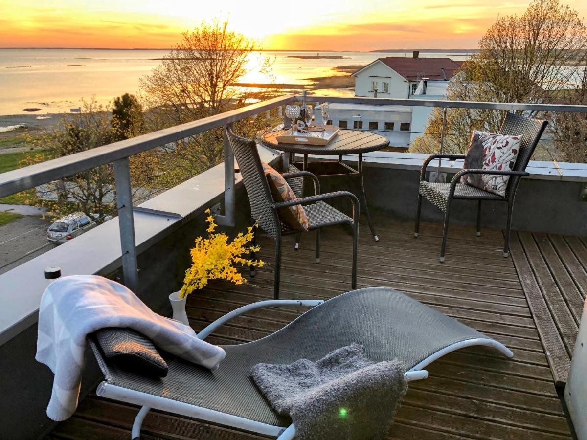 Sunset Dream Apartment With A Panoramic Seaview Haapsalu Buitenkant foto